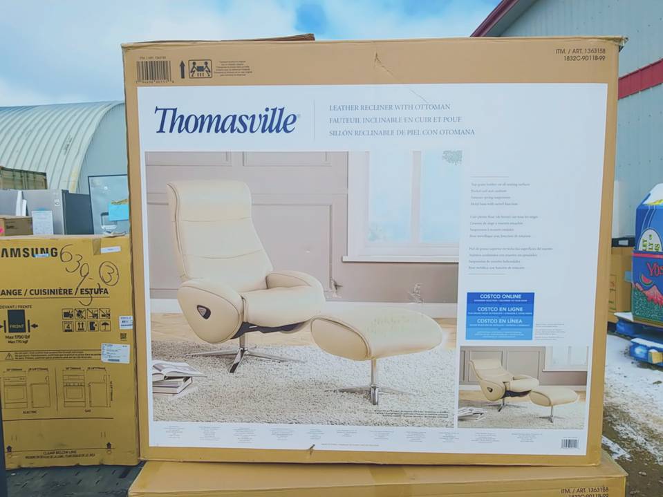 Thomasville top grain leather deals pedestal recliner with ottoman