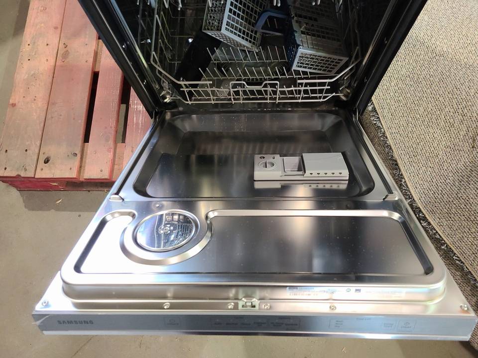 Dw80m3021us dishwasher with new arrivals stainless steel tub