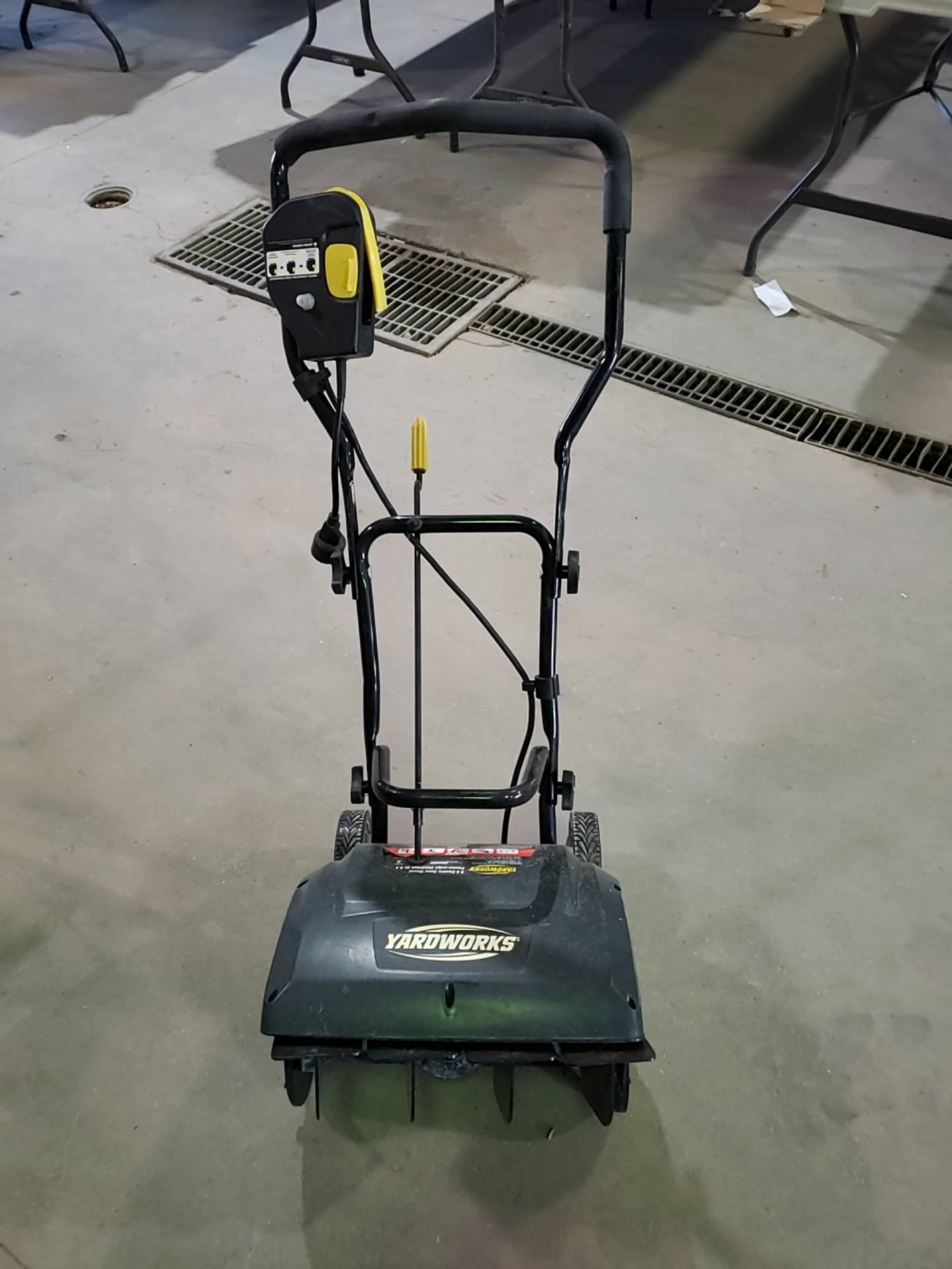 yardworks electric snow shovel review