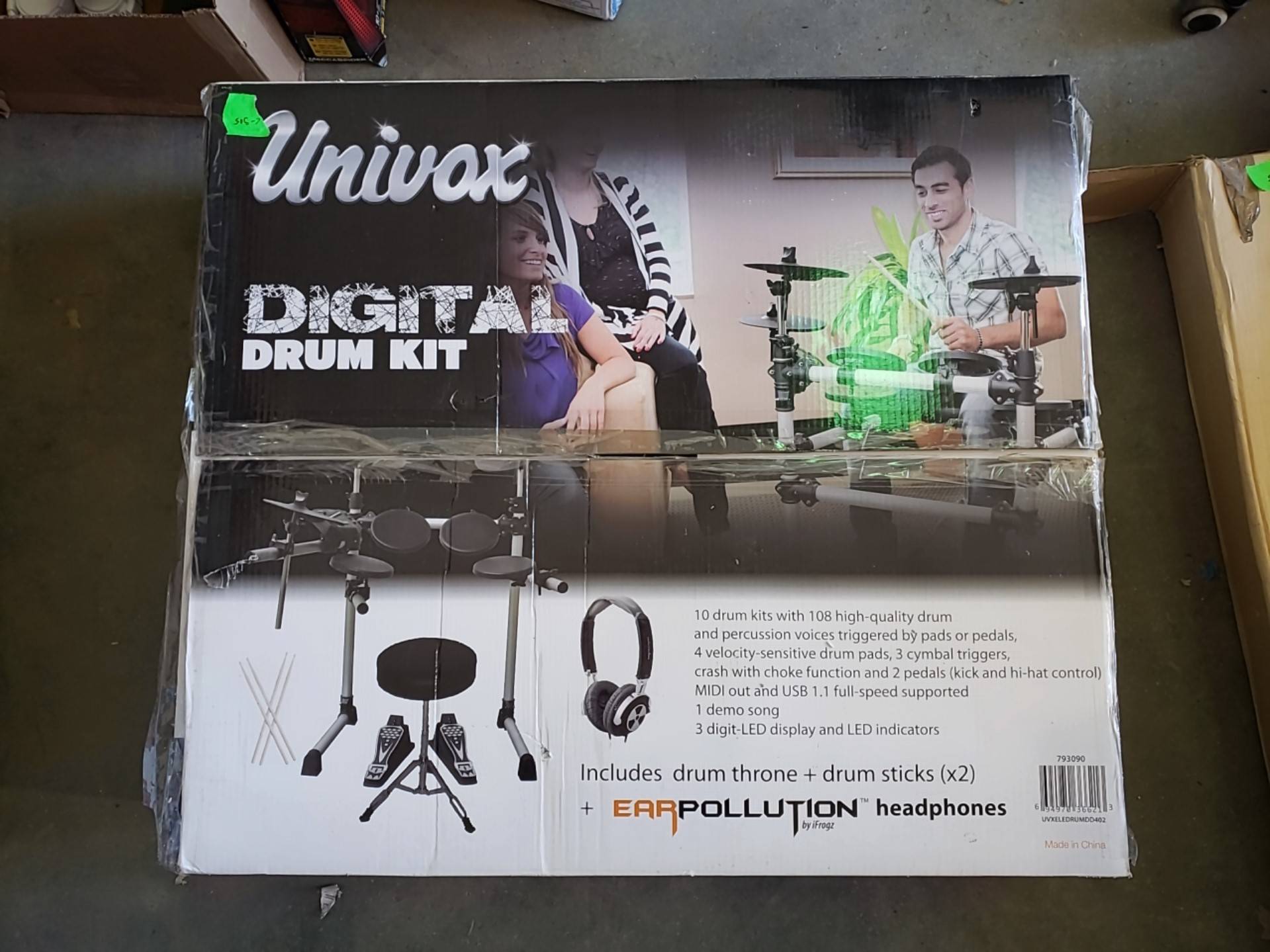 Univox store drum kit