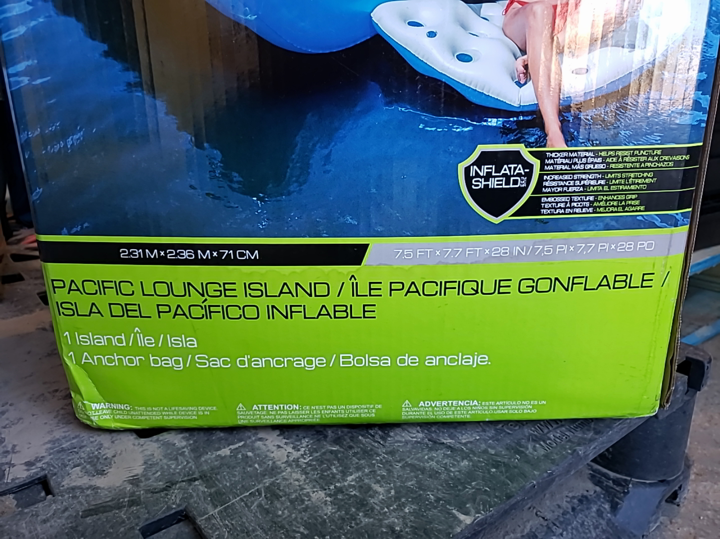 Tobin Sports Pacific Lounge Island, 4 Person Inflatable