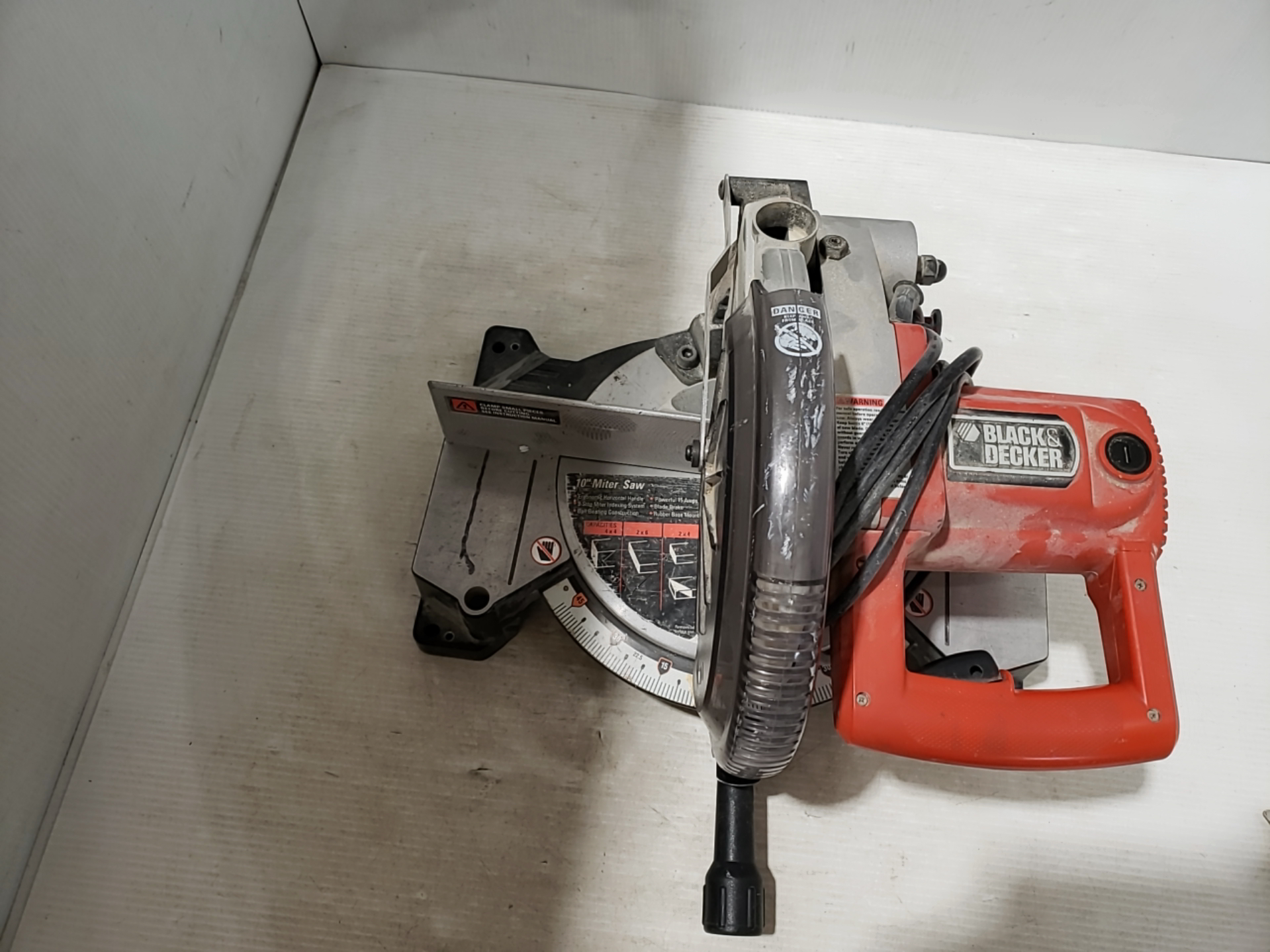 Black & Decker Professional 10 Miter Saw #1703 - Clix Auctions LLC