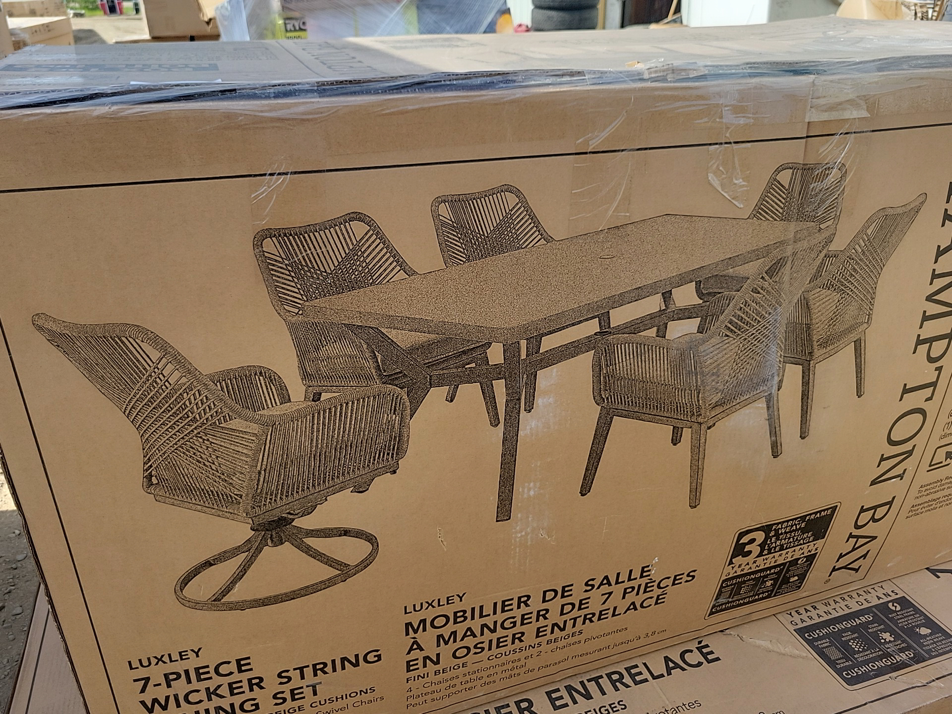 7 Piece Hampton Bay Patio Setnull